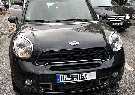 MINI Cooper S Countryman Schiebedach Navigation 184 Ps
