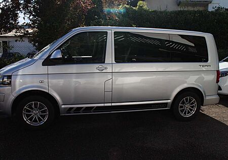 VW T5 Multivan Volkswagen T5 2,0 TDI Team/DPF/7Sitz/Alwetterreifen/Tempo/Alu
