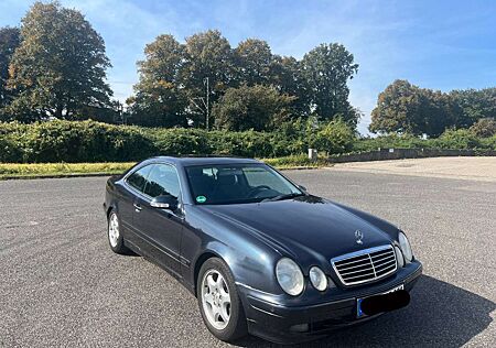 Mercedes-Benz CLK 200 Elegance LPG