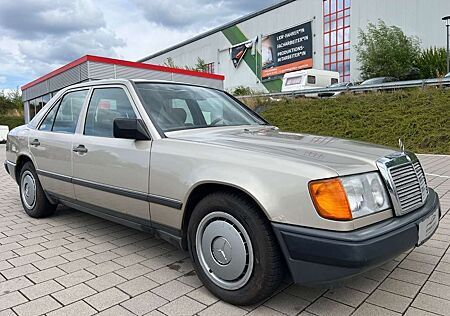 Mercedes-Benz 230 E W124 Lim. *OLDTIMER*AUTOMATIK*2HAND*