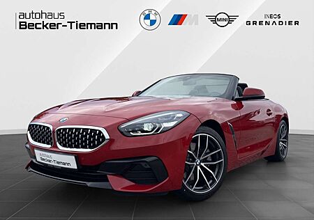 BMW Z4 sDrive30i SAG/M-Sitze/LivePro/CarPlay/Tempomat/PDC