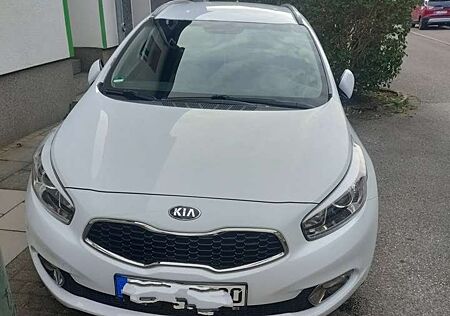 Kia XCeed Ceed SW / cee'd SW 1.6 CRDi 128 ISG Dream-Team Edition
