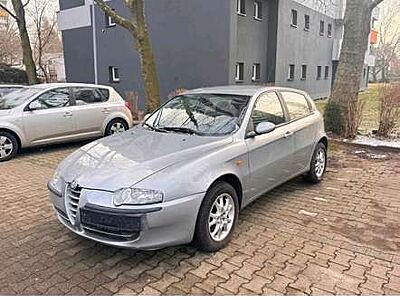 Alfa Romeo 147 1.6 Twin Spark Distinctive