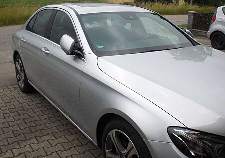 Mercedes-Benz E 220 E-Klasse Diesel d 4Matic 9G-TRONIC Avantgarde