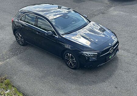 Mercedes-Benz A 220 4Matic Progressive NAVI KAMERA LED KLIMA