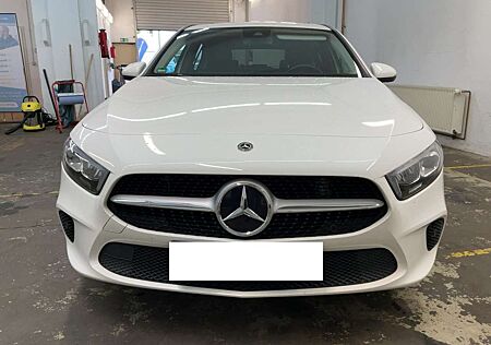Mercedes-Benz A 200 7G-DCT Progressive