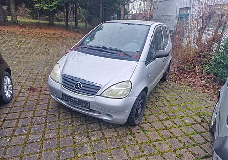 Mercedes-Benz A 140 Classic fun ohne Tüv mit sehr viel Neu