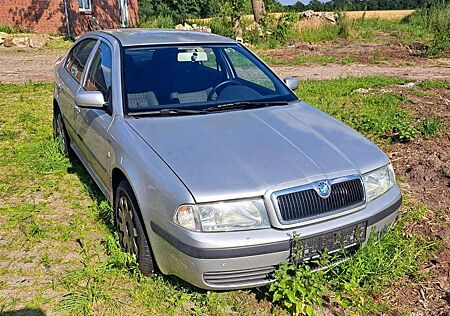 Skoda Octavia 1.6 Selection