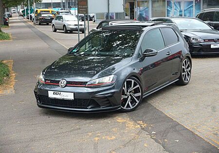 VW Golf Volkswagen VII Lim. GTI Clubsport / Pano / 19" / DCC /