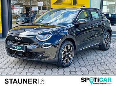 Fiat 600 Hybrid 48V T3 eDCT *180°KAMERA*LED*SHZ*CARPLAY*