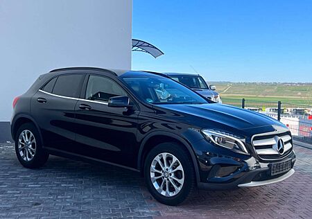Mercedes-Benz GLA 200 CDI*KAMERA*NAVI*SHZ*