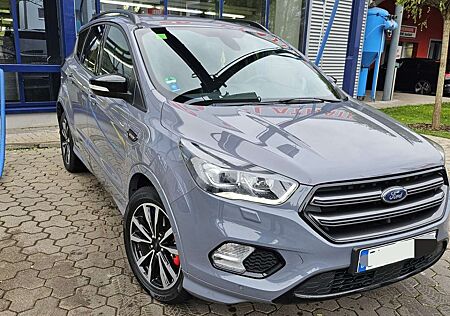 Ford Kuga 1.5 EcoBoost 2x4 Aut. ST-Line