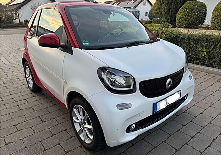 Smart ForTwo cabrio 66 kW Navi SHZ usw....