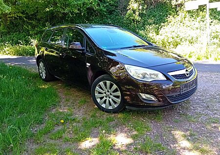 Opel Astra J 1.4 Turbo, Kombi, Automatik, "150 J " Top!