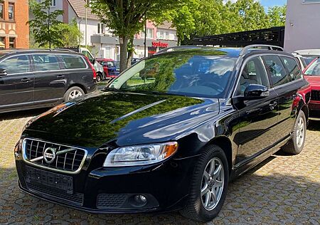 Volvo V70 Momentum AWD Automatik