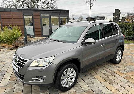 VW Tiguan Volkswagen Sport&Style 4x4 TDI *AHK*Xenon*Pano*Navi*