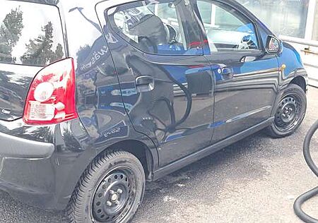 Nissan Pixo 1.0 acenta