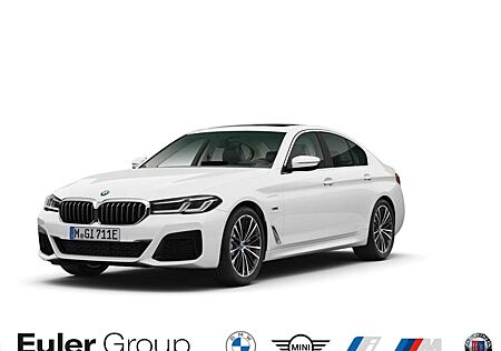 BMW 530 e A xDrive Limousine Sportpaket Navi Digitales Coc