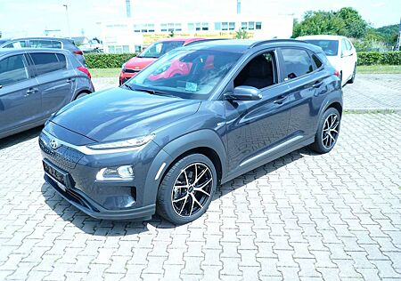 Hyundai Kona EV Premium 18" Alufelgen 204PS / 64KW/h