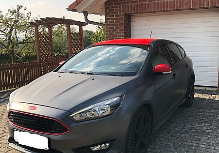 Ford Focus 1.0 EcoBoost Start-Stopp-System ST-Line