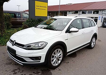 VW Golf Variant Volkswagen Alltrack Benzin