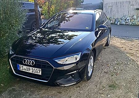 Audi A4 30 TDI Business Navi LED PDC SHZ Sportsitze