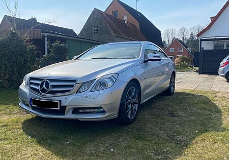 Mercedes-Benz E 350 CGI Coupe BlueEFFICIENCY 7G-TRONIC Avantgarde