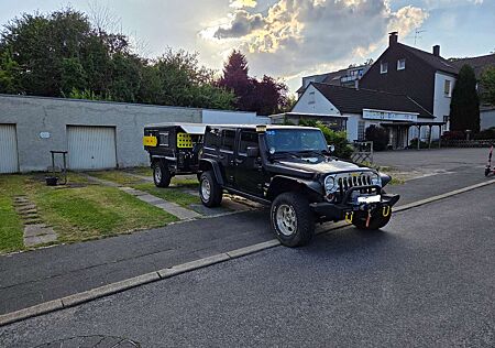 Jeep Wrangler mit Anhänger, Offroad, JK Sahara 3.8