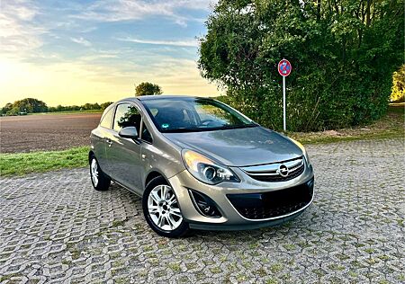 Opel Corsa 1.4 16V Satellite Facelift