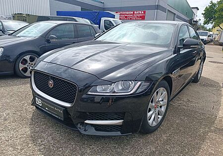 Jaguar XF Aut. R-Sport,NAVI,KAMERA,TEILLEDER,ALU,XENON,2xPDC