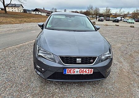 Seat Leon FR-AUTOMATIK-LED-SHZ-NAVI-PDC-EURO6