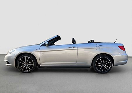 Lancia Flavia Cabrio Leder/Navi/Kamera/Klima/20-Zoll+++