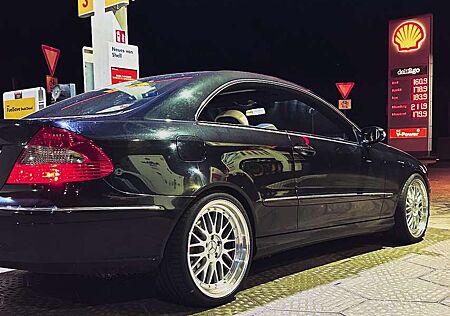 Mercedes-Benz CLK Mercedes Benz 320 CDI W209 Avantgarde Designo