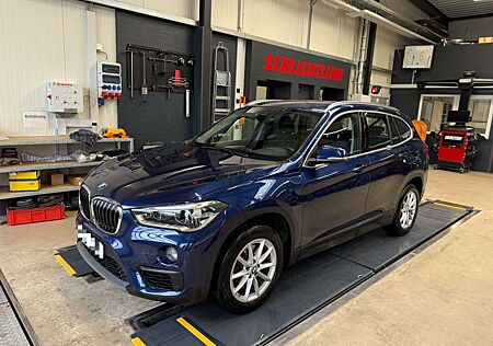 BMW X1 xDrive 20 i Advantage *AHK*8FACH*