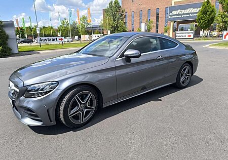 Mercedes-Benz C 220 d Coupe 9G-TRONIC AMG Line
