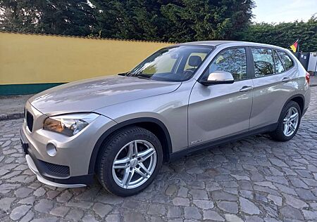 BMW X1 sDrive18i Aut. Rentnerauto,top gepflegt,nur 29 km