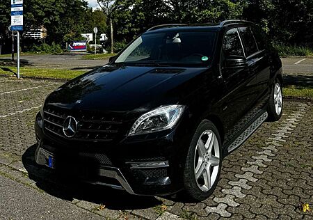 Mercedes-Benz ML 350 BlueTEC 4MATIC 7G-TRONIC