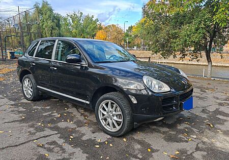 Porsche Cayenne Basis