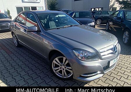 Mercedes-Benz C 180 Lim. Avantgarde-NAVI-PDC-LEDER-SHZ-MERC.KD