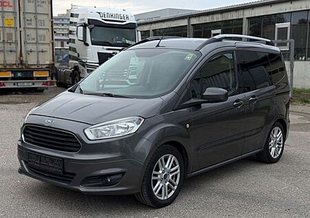 Ford Tourneo Courier Titanium 1.0 Klimaautomatik
