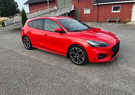 Ford Focus 1.0 EcoBoost Start-Stopp-System ST-LINE