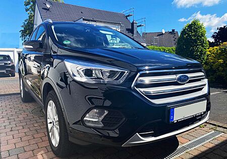 Ford Kuga 1.5 EcoBoost TITANIUM