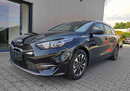 Kia XCeed Ceed SW / cee'd SW Ceed SW Spin*MJ25*Navi*Shzg*Lhzg*PDC*Cam*16Zoll*