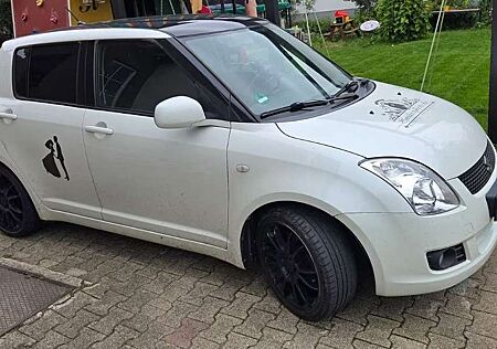 Suzuki Swift 1.3 Club