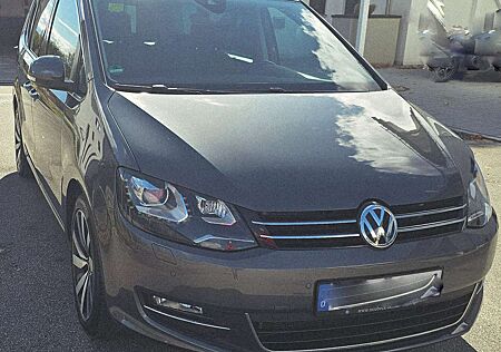 VW Sharan Volkswagen 2.0 TDI DSG Highline 7 Sitzer