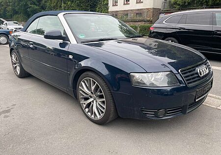 Audi A4 Cabriolet 3.0 2.Hand! Top!