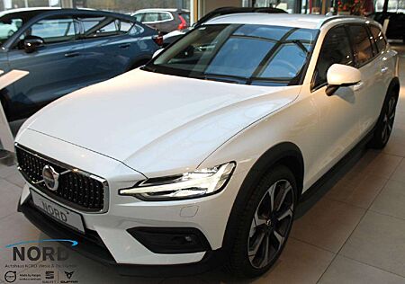 Volvo V60 CC V60 Cross Country Plus AWD