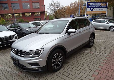 VW Tiguan Volkswagen 2.0 TDI Comfortline BMTStart-Stopp Panor.