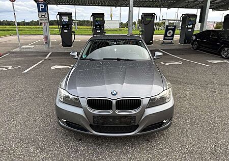 BMW 318i 318 E90