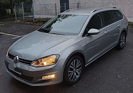 VW Golf Variant Volkswagen 1.2 TSI BlueMotion Technology Allstar